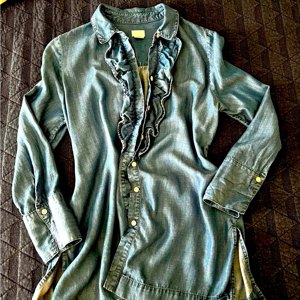 Chico’s Chambray long blouse